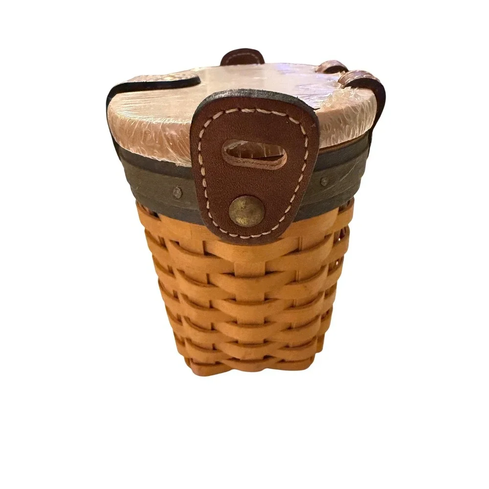 Longaberger 2000 Collector's Club Small Saddlebrook Basket‎ Purse (No Strap)